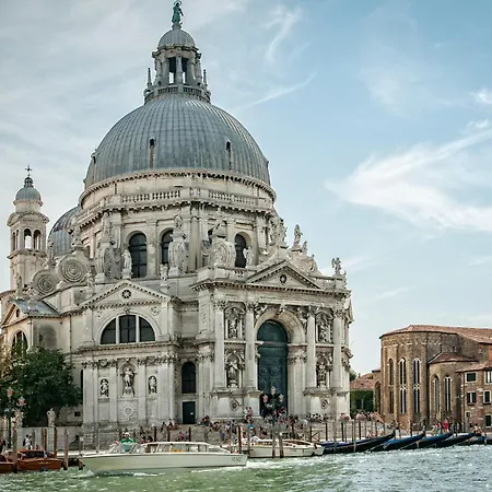 Luxhaven Venice Mestre