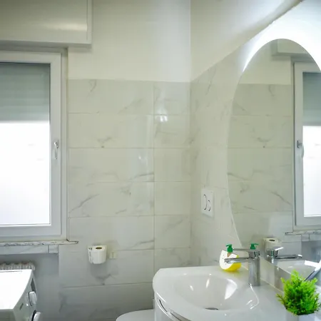 Luxhaven Venice 住宿加早餐酒店